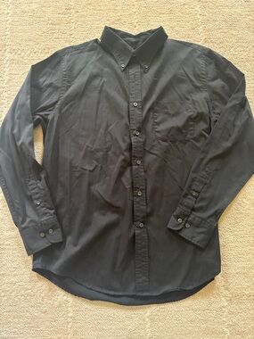 Dockers Men’s Black Long-Sleeve Button-Down Shirt